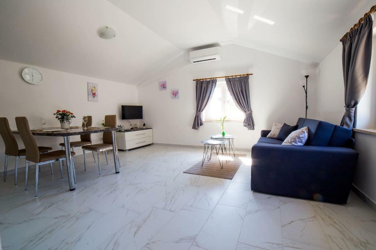 Apartment Podini Brsec Exterior photo